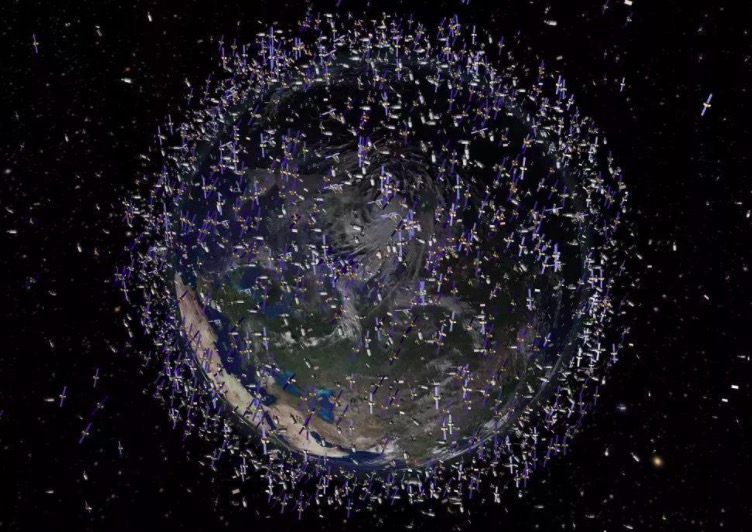 亚马逊曾与其他公司一道，对SpaceX的要求提出异议，理由是该修改会干扰其他卫星。